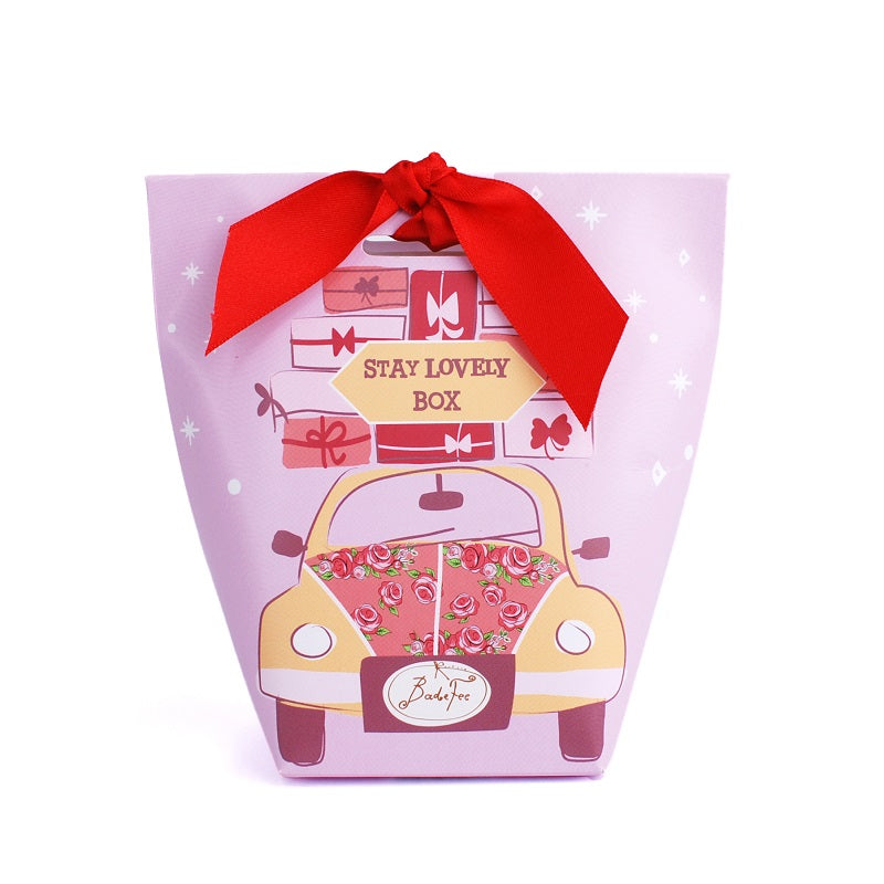 Stay Lovely Geschenkbox - Duft nach sinnlichen Rosen